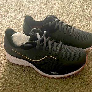 Saucony brand new never worn!